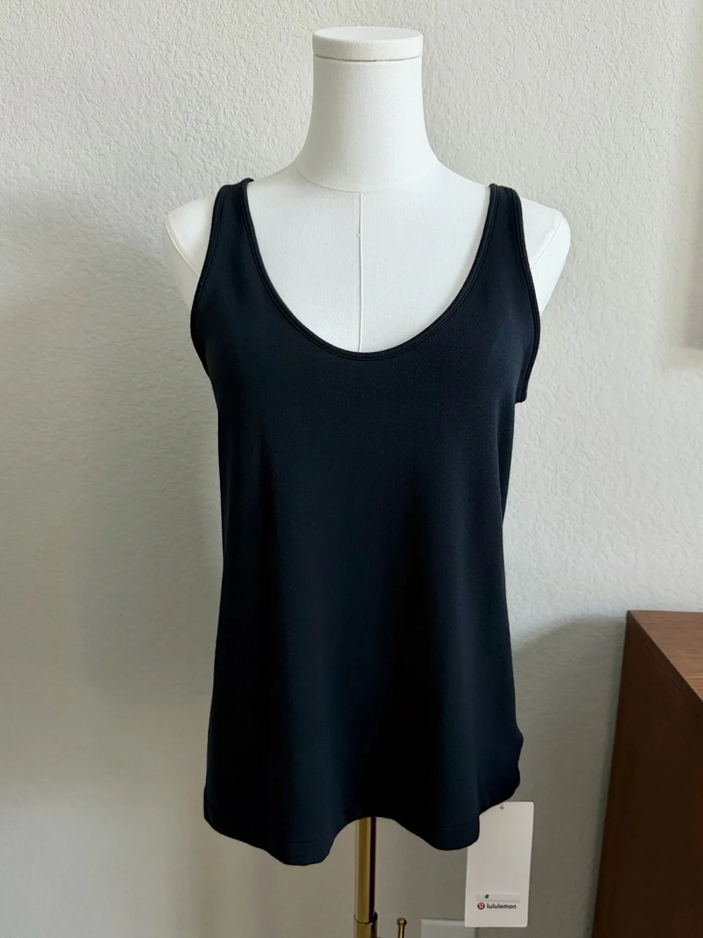 Lululemon NWT BeCalm V-Neck Tank Black Size Small Soft Modal French Terry